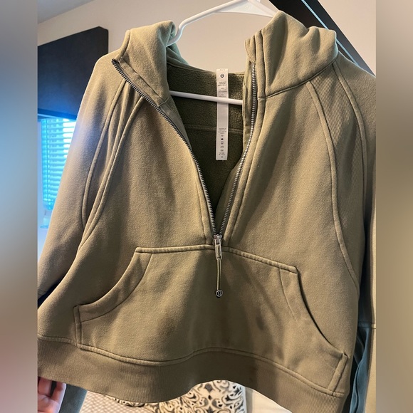 Lulu Lemon Scuba half zip hoodie - Picture 3 of 5